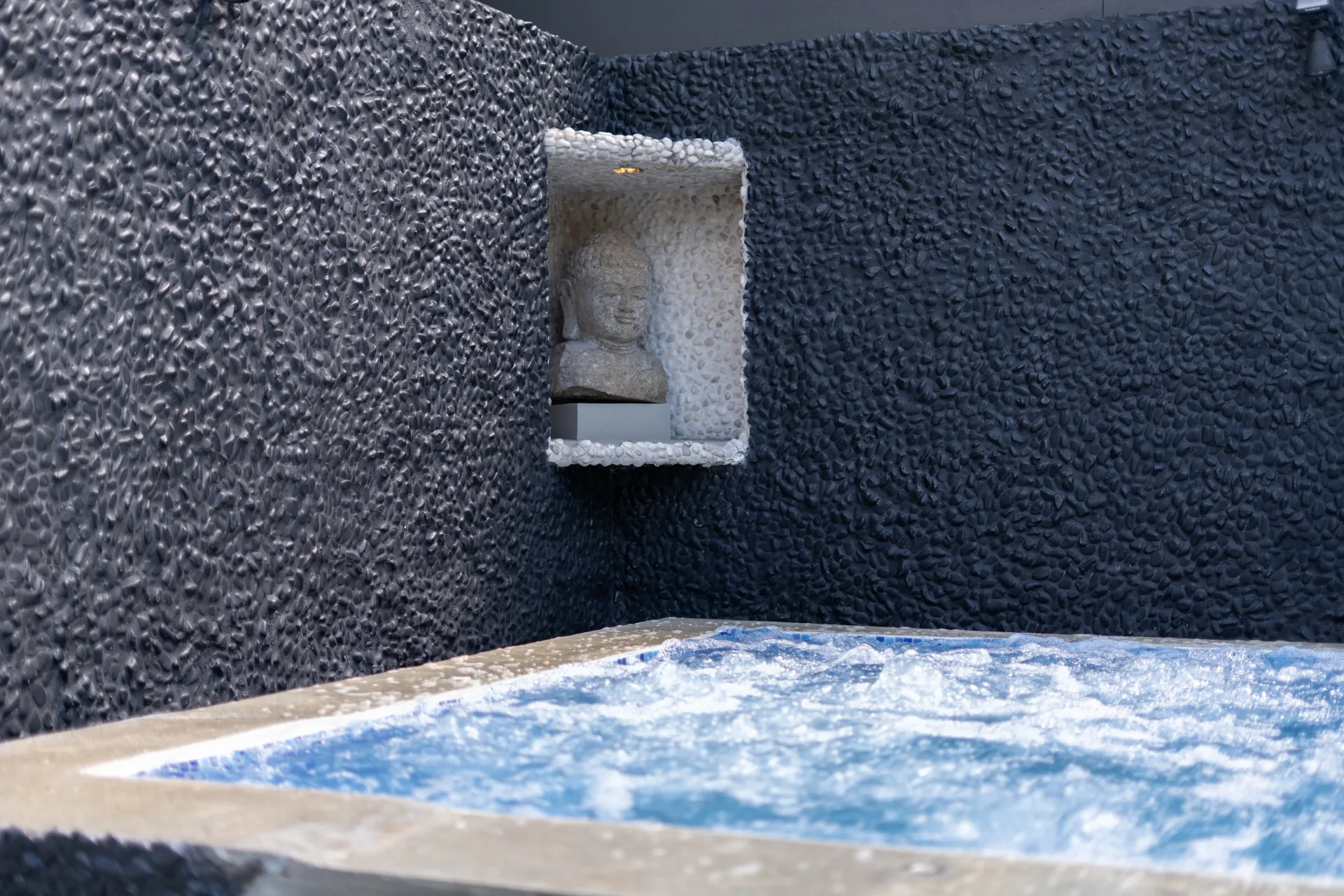 Jacuzzi