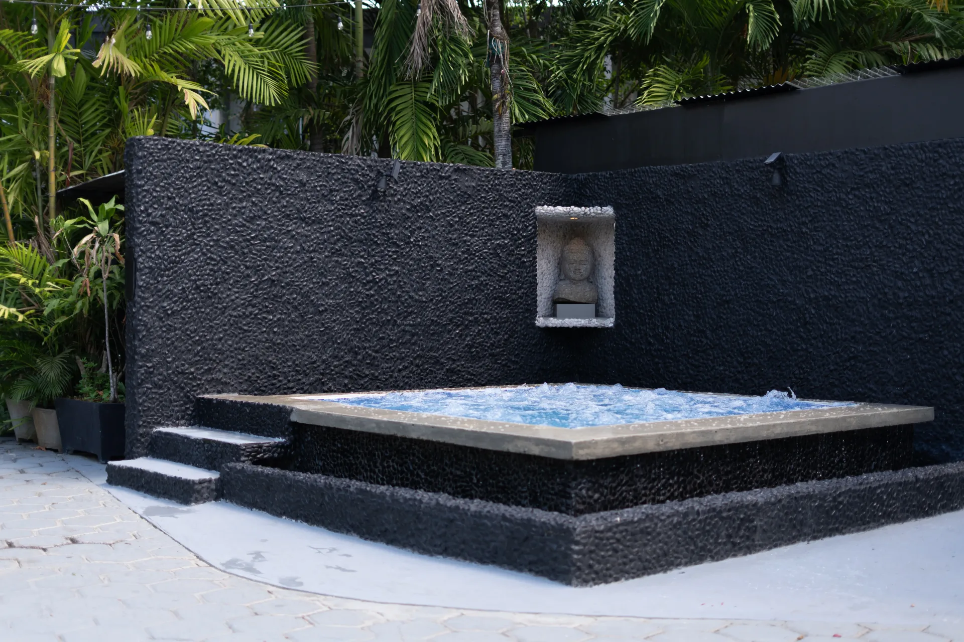 Jacuzzi